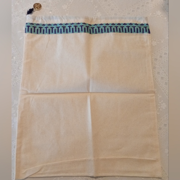 🆕 Tory Burch 12"x15" Drawstring DUST BAG for Shoes/Handbags w Logo Charm, New - Picture 4 of 6